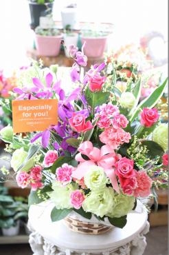 命日用のアレンジをお届けしました。｜「フラワーショップコスモス」　（宮崎県小林市の花キューピット加盟店 花屋）のブログ