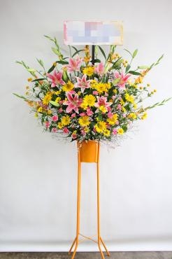ピンク・イエロー系の開店用スタンド花を作成しました！｜「フラワーショップコスモス」　（宮崎県小林市の花キューピット加盟店 花屋）のブログ